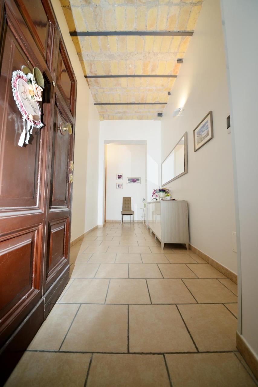Stars Luxury Apartments Рим Экстерьер фото