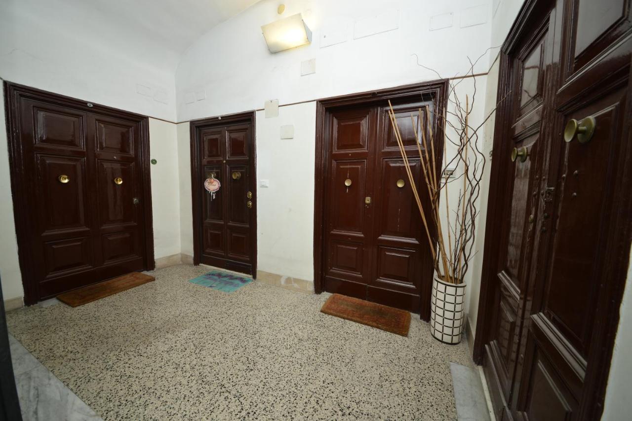 Stars Luxury Apartments Рим Экстерьер фото